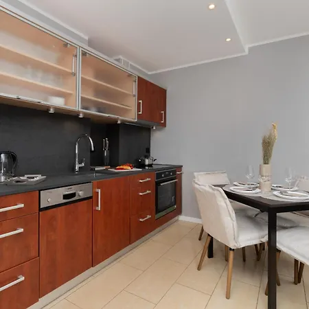 Dlugie Ogrody Spacious In The City Center By Renters * 그단스크