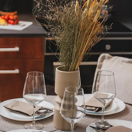 Dlugie Ogrody Spacious In The City Center By Renters 아파트 그단스크